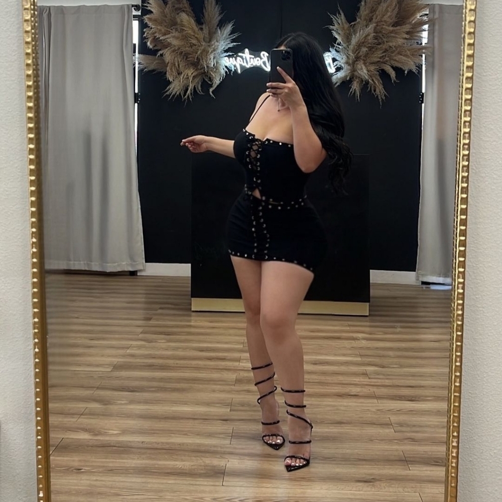 2 pc small skirt set